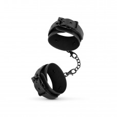 Наручники Bedroom Fantasies: Faux Leather Handcuffs One Size, чорні